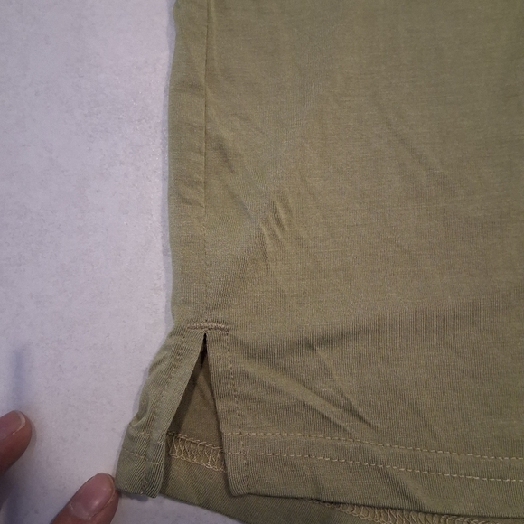 Friday FWD/ Green Women's Tank Top/ Side Slits/ Size US XS - Picture 4 of 11